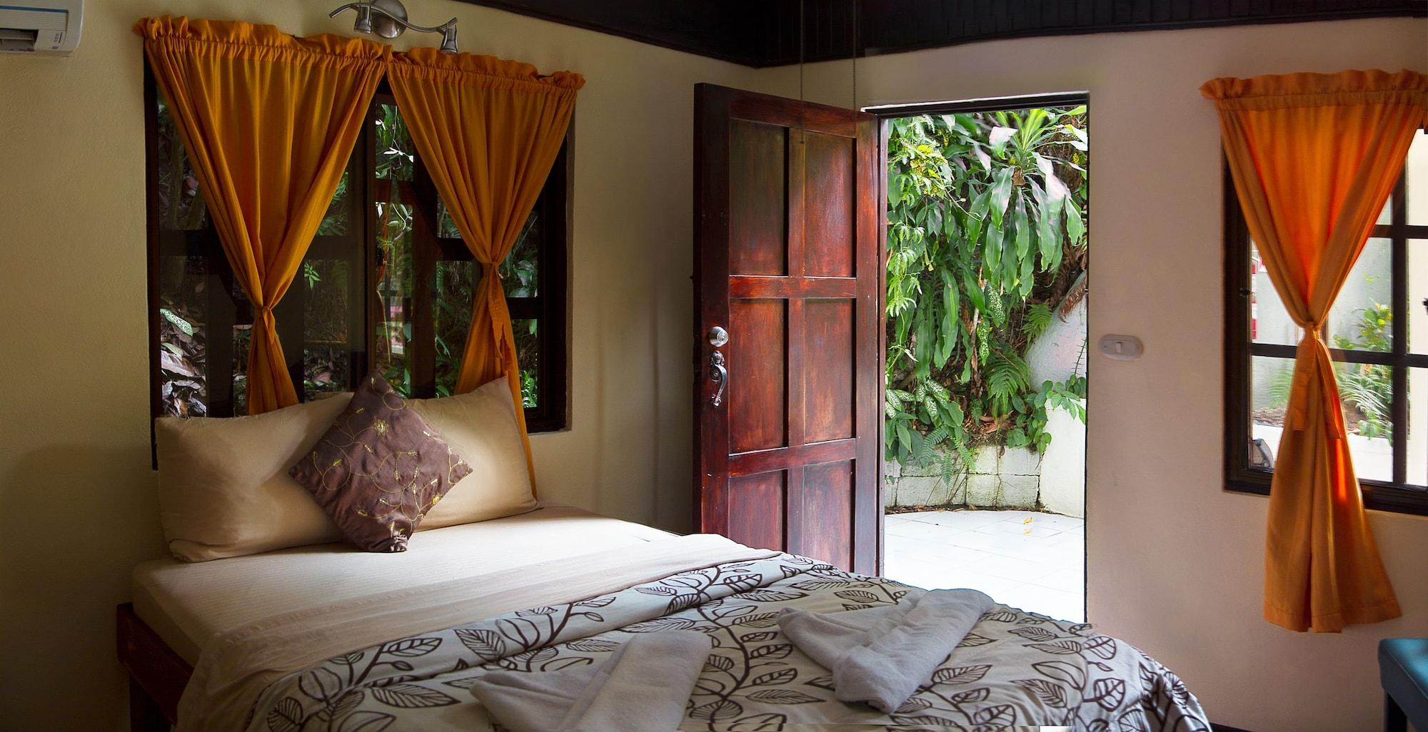 Hotel La Colina Manuel Antonio Eksteriør billede