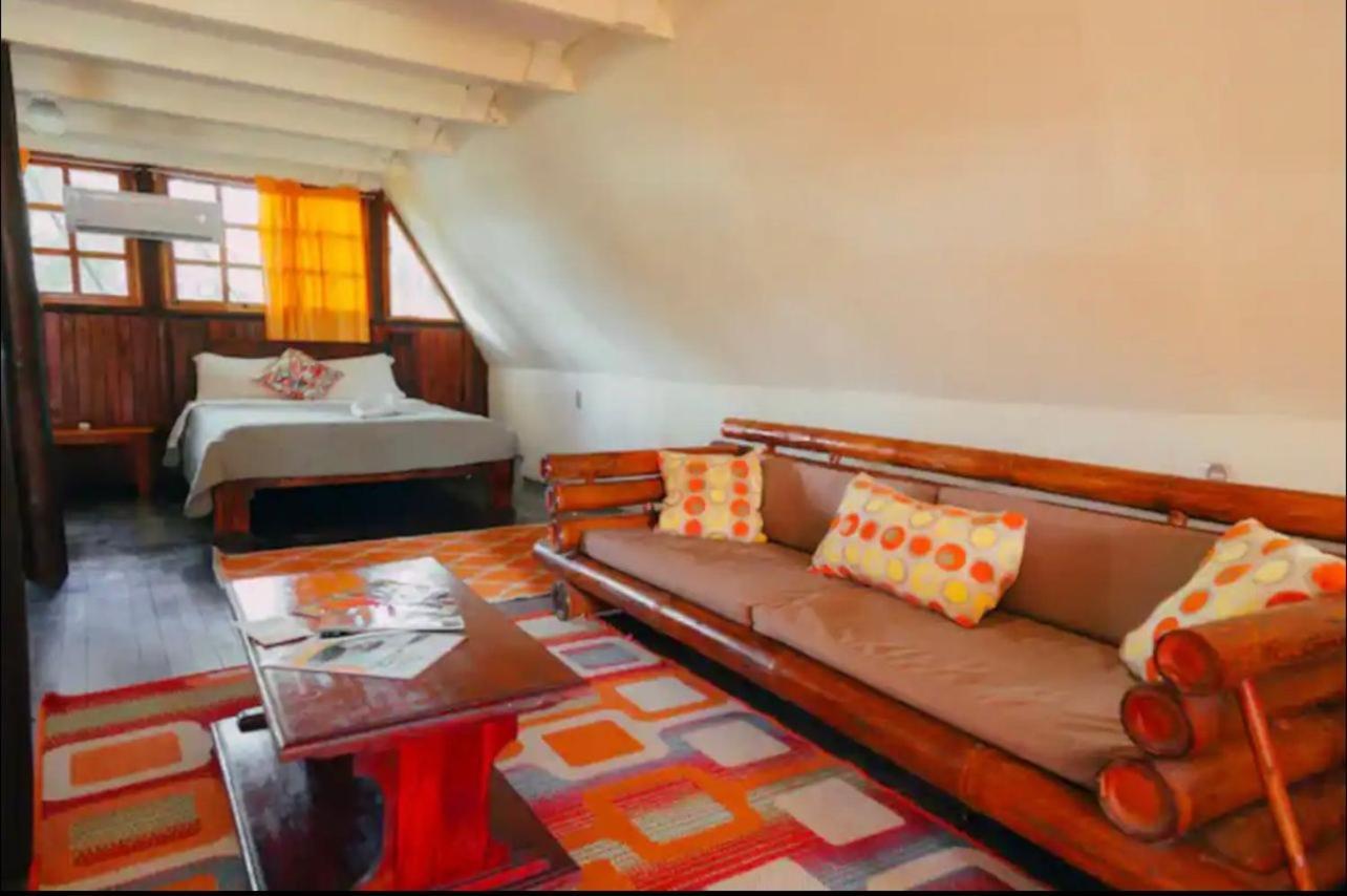 Hotel La Colina Manuel Antonio Eksteriør billede